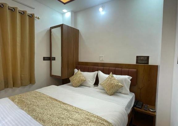 Central Area Hotel | Hotel Royal NX,Udaipur