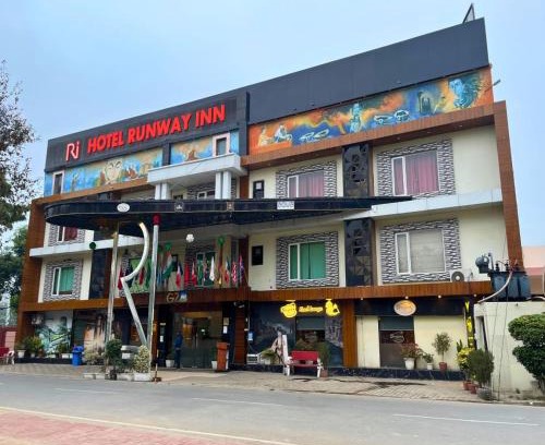 Varanasi Hotel | Hotel Runway Inn