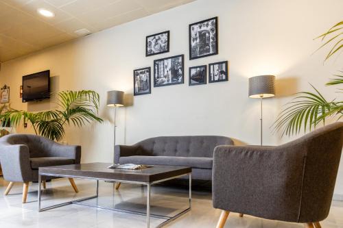Centro Comercial Hotel | Hotel Serrano