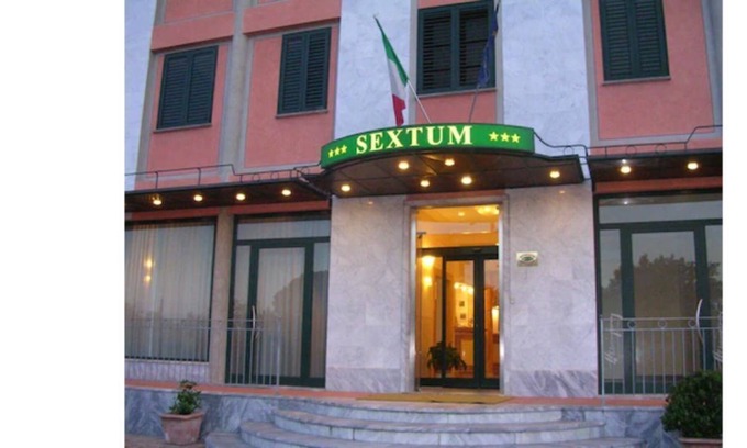 Cascine-La Croce Hotel | Hotel Sextum