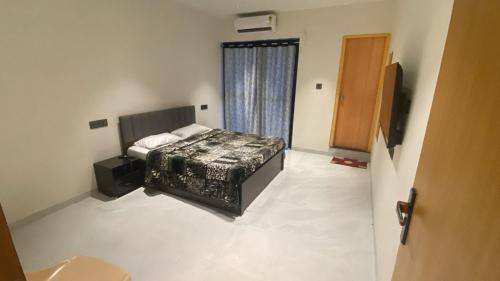 Warud Hotel | Hotel Shri Shyam Loadging and Dormitory