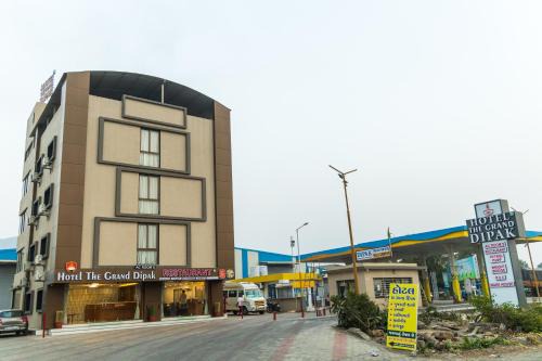Rajkot Hotel | HOTEL THE GRAND DIPAK