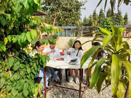 Sauraha Hotel | Hotel Tiger Tops Sauraha