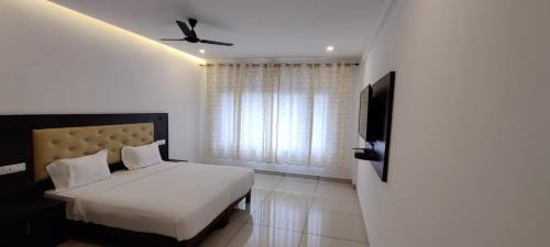 Thekkady Bed & Breakfast | Hotel trees thekkady