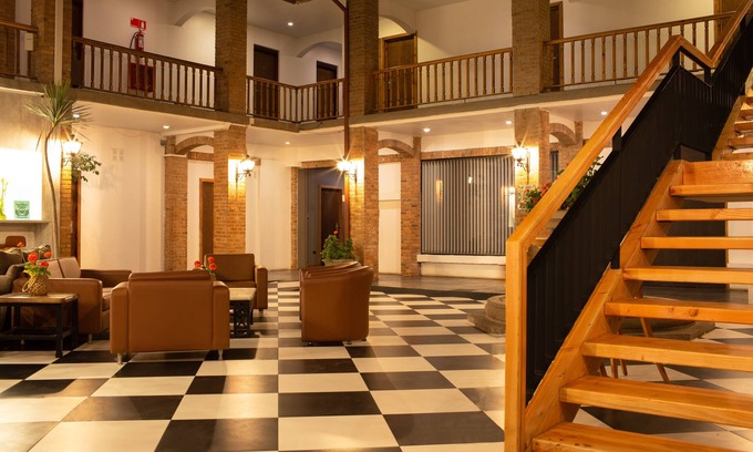 La Serena Hotel | Hotel y Cabañas Campanario