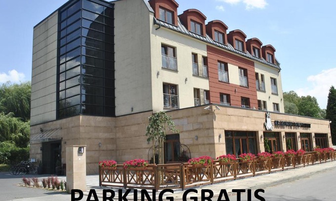Bronowice Hotel | Hotel Zakliki