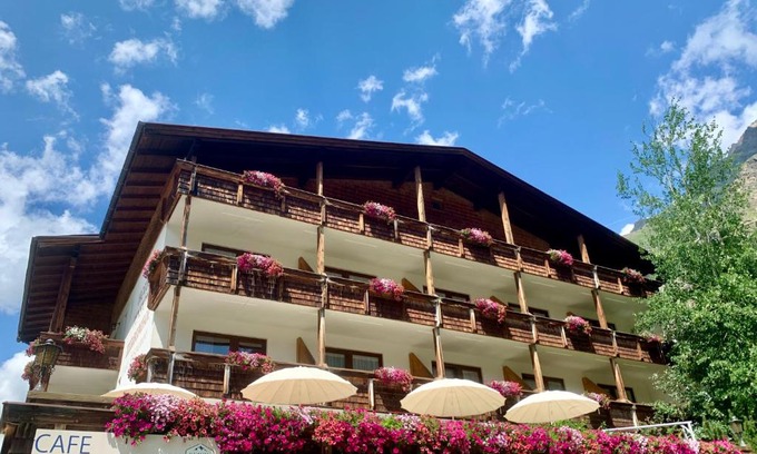 Mandarfen Hotel | Hotel Zirbenhof