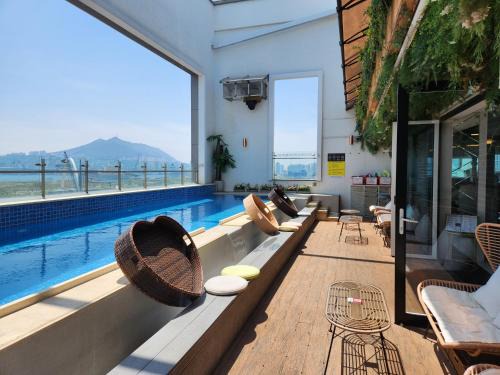 Choryang Hotel | Hound Hotel Busan Station