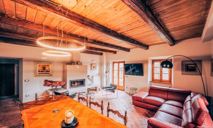 Poppi House | House 11 of the Village of Lierna