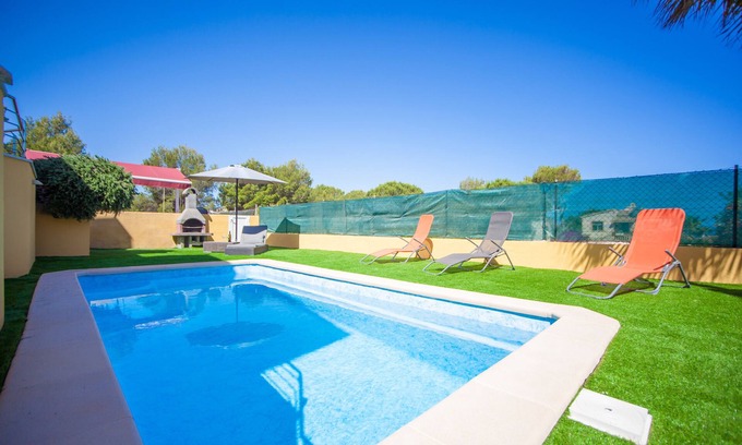 Urbanizacion Mont Ferrutx Ski Chalet | House family friendly beaches, transparent water.