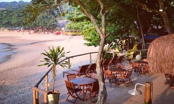 Veloso House | House High Standard 5 min from Curral Ilhabela Beach in gated community