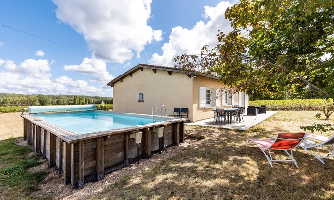Les Salles-De-Castillon House | House in the Heart of the Vineyards