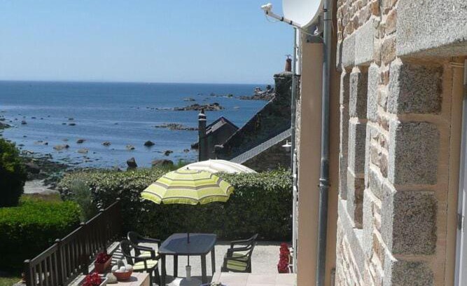 Porspoder House | House in Brittany with Stunning Sea View