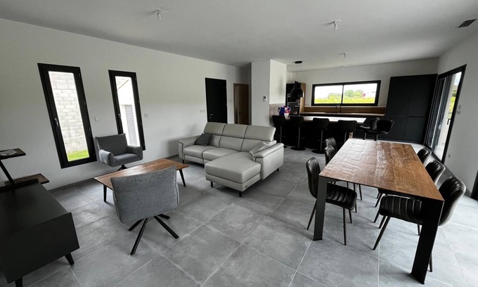 Saint-Victor-la-Coste House | House in the heart of vineyards 20 minutes from Avignon and Pont du Gard 4