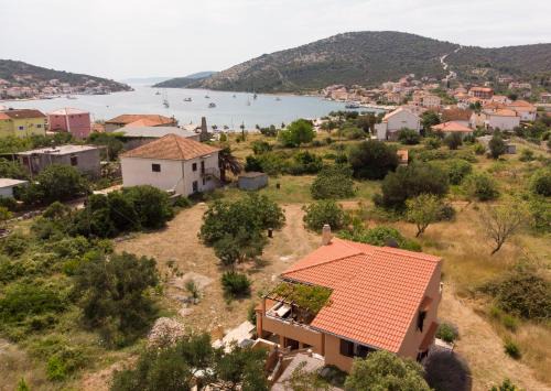 Vinisce House | House Josko