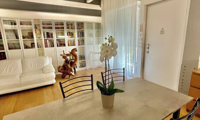 Casabianca di Fermo Apartment | House Juliet-in center sea view - umbrella and 2 sunbeds included