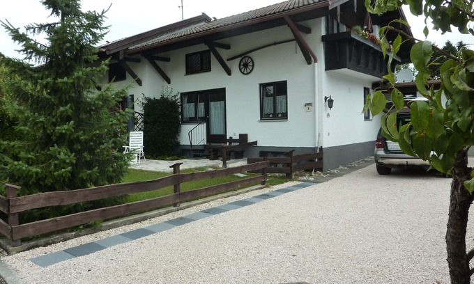 Uebersee Apartment | House Monika in Übersee am Chiemsee