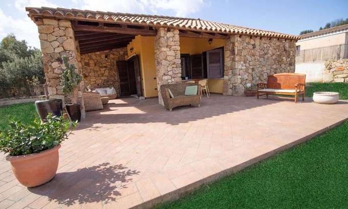Sant'Elmo Villa | House near sea in Sardinia