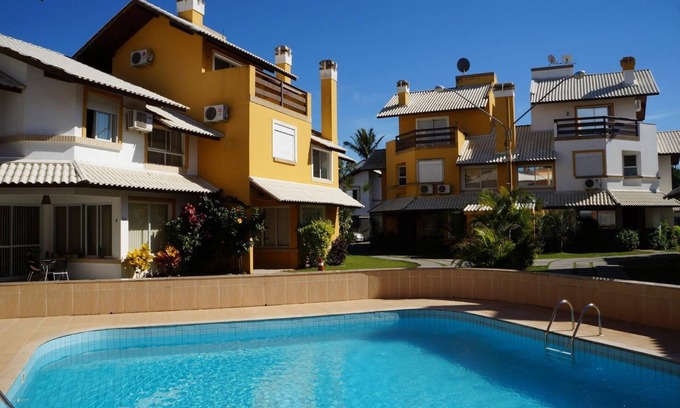 Cachoeira do Bom Jesus House | House of 04 Dorm P/12 Pax in Condominium with large area of leisure, check it out!