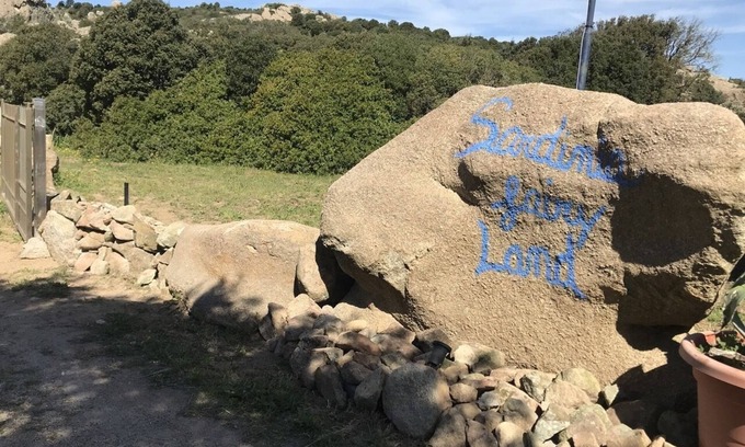 Aglientu House | HOUSE OVERVIEW FOR 4 PEOPLE SURROUNDED BY GALLURA A FEW MINUTES FROM THE SEA