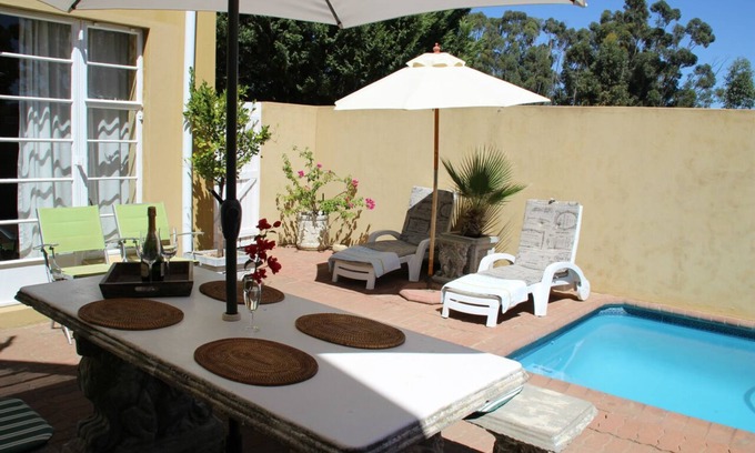 Tulbagh House | House with 3 double rooms en-suite