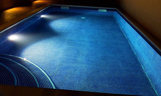 Calella House | House with central pool, barbecue, wifi, a.a. and 300m from the beach.