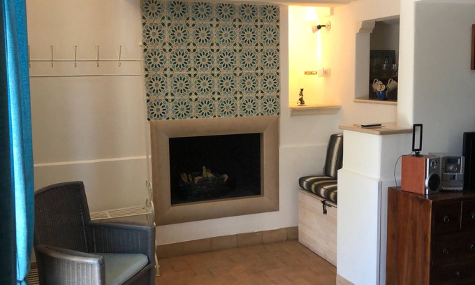 Mattinata House | House with character in the heart of a typical Gargano town , panoramic sea view, small garden