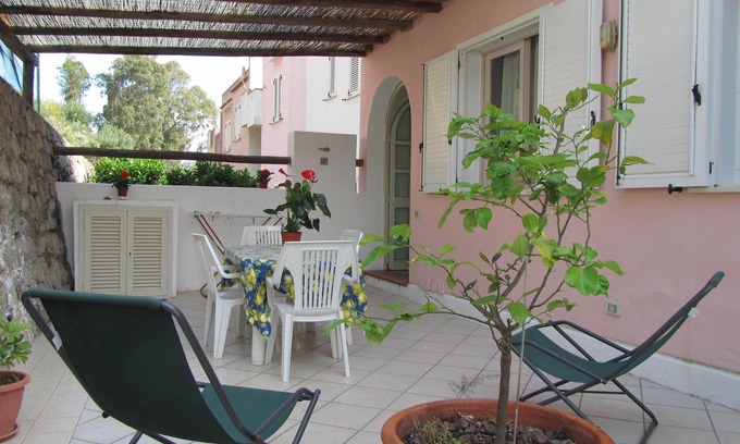 Lipari Historic Centre House | House with garden