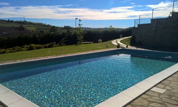 Montaldo Scarampi House | House with private pool in Piedmont Unesco Langhe