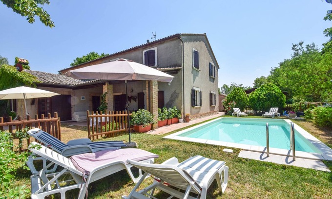Allerona House | House with private/fenced pool on the Tuscany-Umbria border. 16km from Orvieto