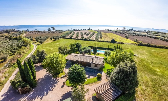 Gradoli House | House with private pool and air conditioning