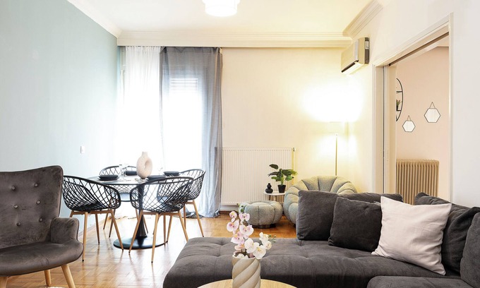 Thessaloniki City Centre Apartment | Houseloft Duomo Retreat