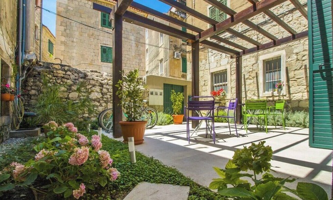 Old Town Apartment | Apartments in the heart of the Split Old Town with garden & terrace & bikes