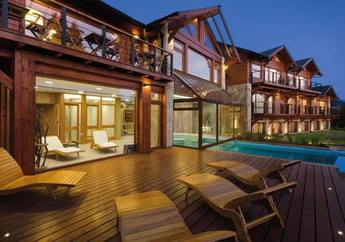 Puerto Manzano Hotel | Huenú by DOT Boutique