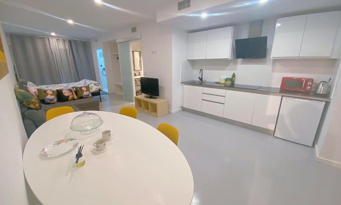 Masnou Apartment | HUG HOTEL2022