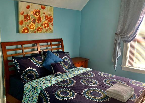 Pawtucket Apartment | Huge Comfortable apartment close to everything