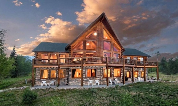 Wildernest House | Huge Mountain Ski & Hike - Wildernest Haven