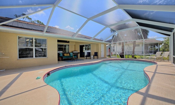 Port Charlotte House | Huge Port Charlotte Pool Home Close to resort and Downtown PUNTA GORDA.