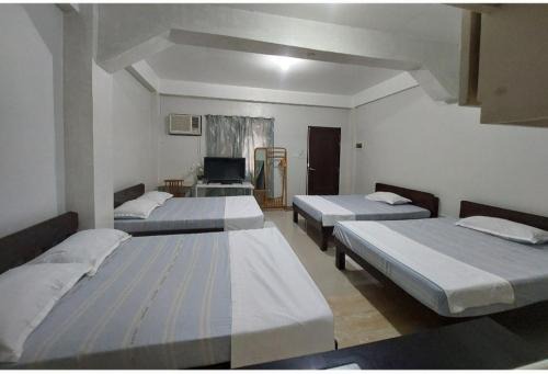 Lucap Apartment | Hundred Islands lucky One Transient 3mins walk fr wharf