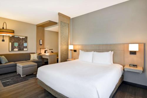 Raisin Hotel | Hyatt Place Fresno