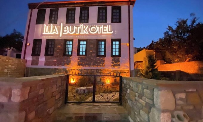 Kilitbahir Koyu Hotel | İlia Konak