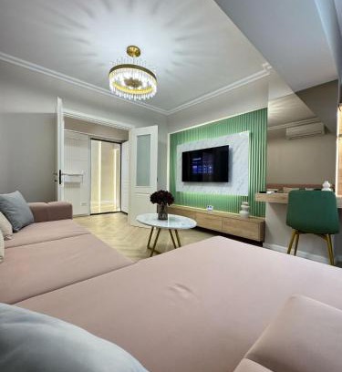 Iasi Apartment | Iassy Airport Luxury Apartments with Parking