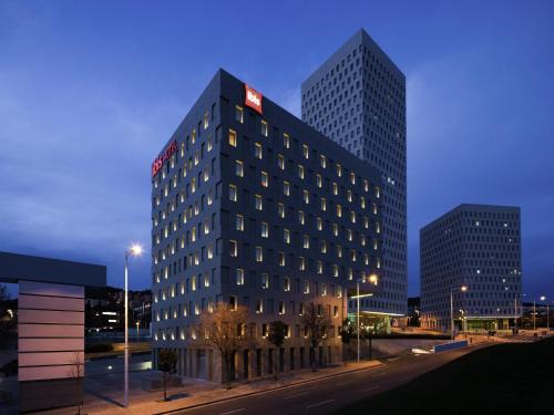Santa Coloma de Gramenet Hotel | Ibis Barcelona Santa Coloma
