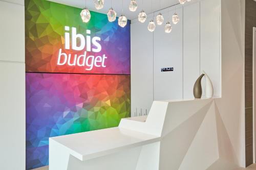 Geylang Hotel | ibis budget Singapore Ametrine