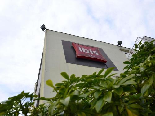 Chambery Hotel | ibis Chambery