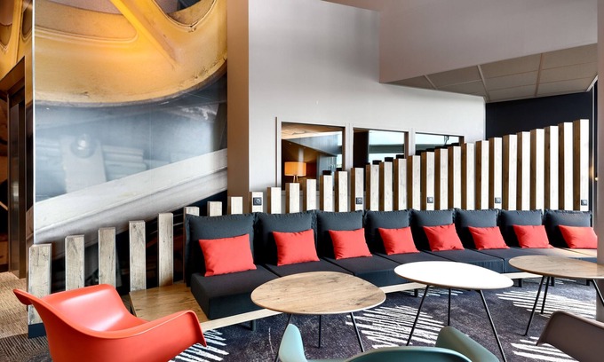 Chasseneuil-du-Poitou Hotel | ibis Poitiers Site du Futuroscope