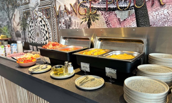 Quartier Administrations Hotel | ibis Styles Nimes Gare Centre