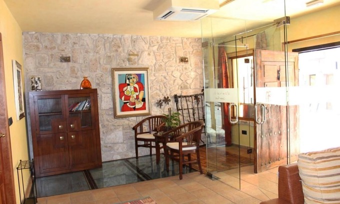 Uceda House | IDEAL FOR REST AND RELAXATION