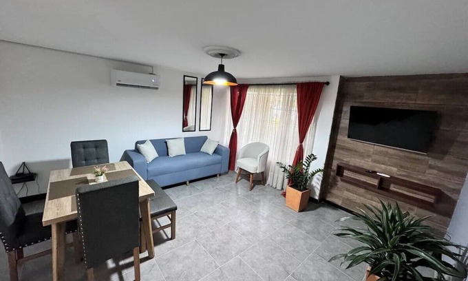 Suramericana Apartment | Ideal house to rest or work while getting to know Medellín.