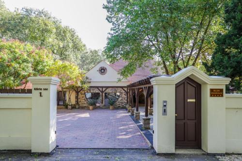 Bekescsaba House | Ikon Vendégház